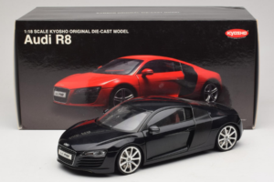 Audi R8 Preto Kyosho 1:18 09213BK Metal - imagem 8 de 8