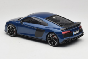 Audi R8 Ascari Blue Jada 1:18 5011918451 Metal - imagem 5 de 6