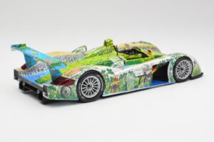 Audi R8 LMP Crocodile 2001 Maisto 1:18 35899 Metal - imagem 2 de 6