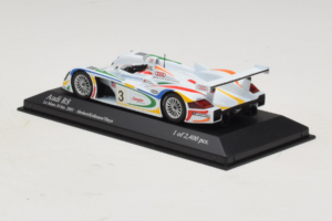 Audi R8 LMP #3 J. Herbert / R. Kelleners 24 Hours of Le Mans 2001 Minichamps 1:43 400010903 Metal - imagem 3 de 5
