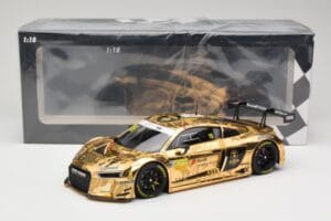Audi R8 LMS #16 AAPE M. Lee FIA GT World Cup Macau 2016 Minichamps 1:18 155161185 Metal - imagem 6 de 6
