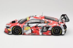 Audi R8 LMS #30 AAPE M. Lee FIA GT World Cup Macau 2015 Minichamps 1:18 155151130 Metal - imagem 3 de 6