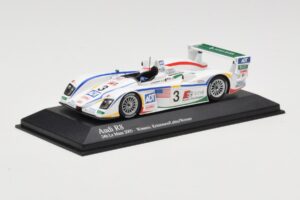 Audi R8 LMP1 #3 J. Lehto / M. Werner / T. Kristensen 24 Hours of Le Mans Winner 2005 Minichamps 1:43 400051303 Metal - imagem 2 de 4