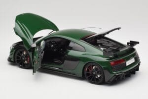 Audi R8 4S V10 Performance Verde Kengfai 1:18 VAKF-0358 Metal - imagem 5 de 8