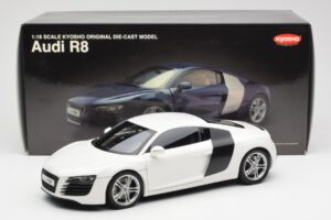 Audi R8 Type 42 Branco Kyosho 1:18 09213W Metal - imagem 8 de 8