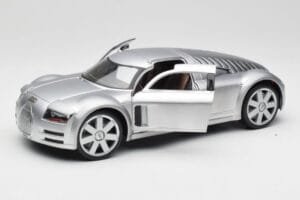 Audi Rosemeyer Prateado Maisto 1:18 20000001438 Metal - imagem 2 de 8