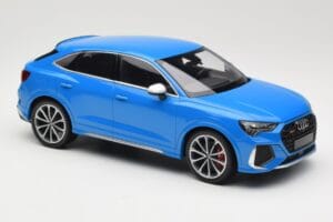 Audi RS Q3 F3 Sportback Azul Minichamps 1:18 155018101 Metal - imagem 4 de 6