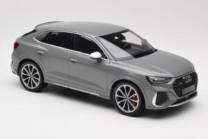 Audi RS Q3 F3 Sportback Cinzento Minichamps 1:18 155018100 Metal - imagem 4 de 6