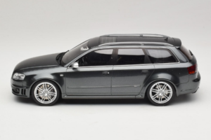 Audi RS4 B7 Cinzento Otto 1:18 OT721 Resina - imagem 3 de 6