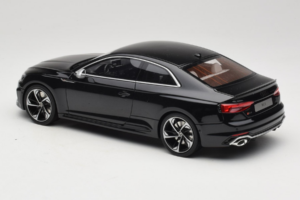 Audi RS5 B9 Coupe Preto GT Spirit 1:18 GT751 Resina - imagem 5 de 6