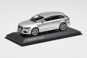 Audi RS6 C7 Avant Prisma Silver Minichamps 1:43 5011216213 Metal - imagem 2 de 4