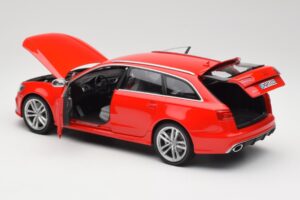 Audi RS6 C7 Avant Vermelho Minichamps 1:18 110012011 Metal - imagem 5 de 8