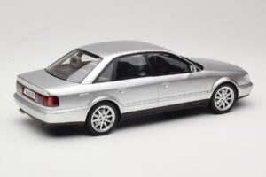 Audi S4 C4 4.2 V8 Crystal Silver Otto 1:18 OT464 Resina - imagem 2 de 6