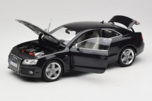 Audi S5 B8 Coupe Preto Norev 1:18 188360 Metal - imagem 2 de 8
