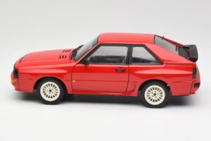 Audi Sport Quattro Vermelho Edição Concessionário AUTOart 1:18 5030400205 Metal - imagem 4 de 8