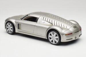 Audi Rosemeyer Prata Maisto 1:18 31625 Metal - imagem 7 de 8