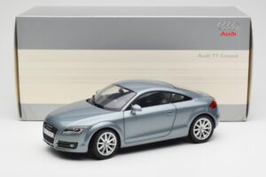 Audi TT 8J Condor Cinzento Minichamps 1:18 5010500415 Metal - imagem 8 de 8