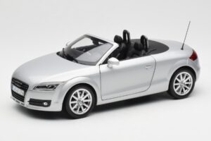Audi TT 8J Roadster Prata Claro Minichamps 1:18 5010500515 Metal