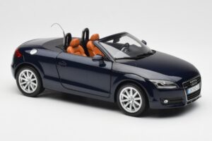 Audi TT 8J Roadster Azul Mar Profundo Minichamps 1:18 5010500525 Metal - imagem 6 de 8