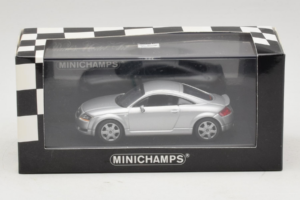 Audi TT 8N Prata Minichamps 1:43 5019800423 Metal - imagem 5 de 5