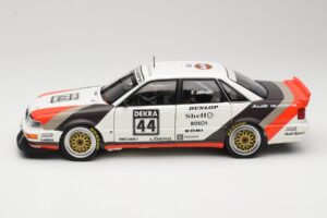 Audi V8 Quattro DTM #44 Team AZR F. Jelinski 1991 Minichamps 1:18 100911044 Metal - imagem 4 de 8