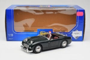 Austin-Healey Sprite Leaf Green Revell 1:18 08837 Metal - imagem 8 de 8