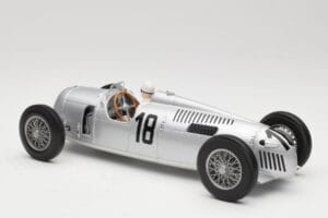 Auto Union Typ C #18 B. Rosemeyer Internationales Eifelrennen Nürburgring Winner 1936 Minichamps 1:18 155361018 Metal - imagem 5 de 6