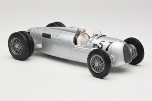 Auto Union Type C #57 H. Stuck Winner Shelsley Walsh Hill Climb 1936 Minichamps 1:18 155361057 Metal - imagem 4 de 6