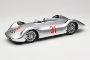 Auto Union Typ C Stromlinie #31 B. Rosemeyer 1937 Prata Revell 1:18 08436 Metal