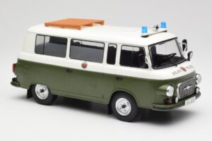 Barkas B1000 Polícia Popular MCG 1:18 MCG18009 Metal - imagem 2 de 6