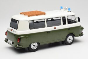 Barkas B1000 Polícia Popular MCG 1:18 MCG18009 Metal - imagem 3 de 6
