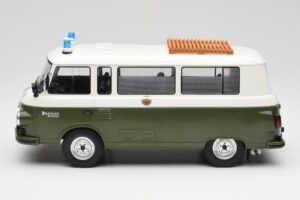 Barkas B1000 Polícia Popular MCG 1:18 MCG18009 Metal - imagem 5 de 6