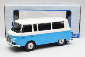 Barkas B1000 Azul & Branco MCG 1:18 MCG18007 Metal - imagem 2 de 6