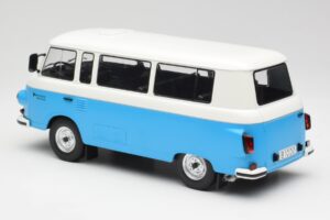 Barkas B1000 Azul & Branco MCG 1:18 MCG18007 Metal - imagem 4 de 6