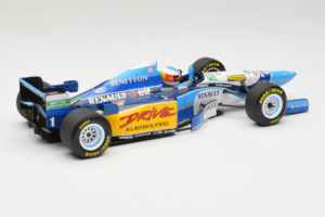 Benetton B195 Renault #1 M. Schumacher Benetton Formula French Grand Prix Winner 1995 Minichamps 1:18 100950001 Metal - imagem 2 de 7