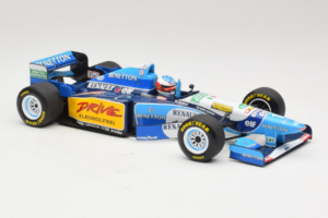 Benetton B195 Renault #1 M. Schumacher Benetton Formula French Grand Prix Winner 1995 Minichamps 1:18 100950001 Metal - imagem 4 de 7