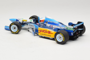 Benetton B195 Renault #1 M. Schumacher Benetton Formula French Grand Prix Winner 1995 Minichamps 1:18 100950001 Metal - imagem 5 de 7