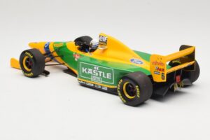 Benetton Ford B193B #5 R. Patrese 3rd Place British GP 1993 Minichamps 1:18 110930906 Metal - imagem 5 de 6