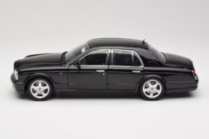 Bentley Arnage R Preto Minichamps 1:18 100139071 Metal - imagem 4 de 8
