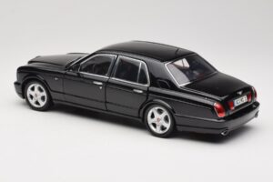 Bentley Arnage R Preto Minichamps 1:18 100139071 Metal - imagem 7 de 8