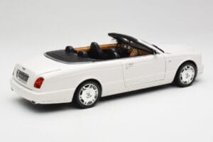 Bentley Azure Glacier White Minichamps 1:18 100139502 Metal - imagem 3 de 8