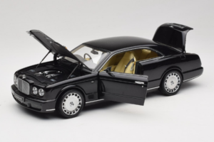 Bentley Brooklands Preto Minichamps 1:18 100139600 Metal - imagem 2 de 8