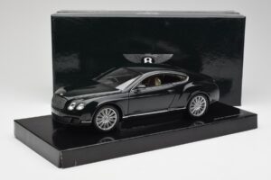 Bentley Continental GT Cumbrian Verde Minichamps 1:18 103139623 Metal - imagem 8 de 8