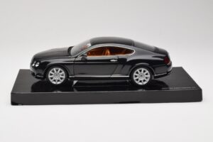 Bentley Continental GT Midnight Emerald Minichamps 1:18 BL389 Metal - imagem 4 de 8