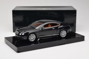 Bentley Continental GT Midnight Emerald Minichamps 1:18 BL389 Metal - imagem 8 de 8