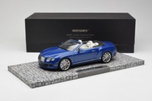 Bentley Continental GT Speed Cabriolet Azul Minichamps 1:18 107139331 Metal - imagem 6 de 6
