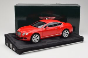 Bentley Continental GT St. James Red Minichamps 1:18 100139922 Metal - imagem 8 de 8