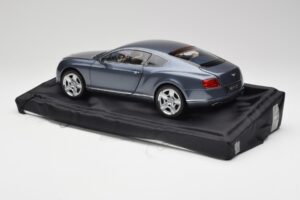 Bentley Continental GT Thunder Cinzento Minichamps 1:18 BL835 - imagem 7 de 8