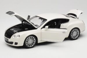 Bentley Continental GT Branco Minichamps 1:18 100139621 Metal - imagem 2 de 8