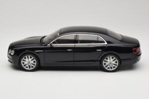 Bentley Flying Spur W12 Diamond Black Kyosho 1:18 08891DBK Metal - imagem 4 de 8